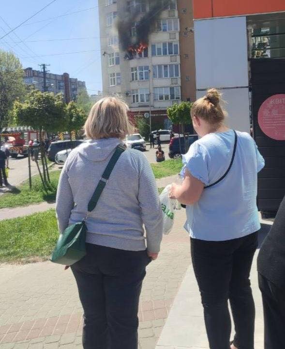 Фото до матеріалу: У Львові горіла квартира на вулиці Щепова