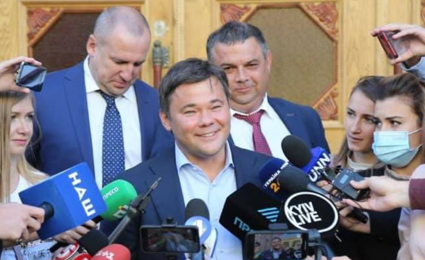 Фото до матеріалу: Зеленський ввів санкції проти ексглави ОП Богдана: його реакція та причини