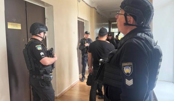 Фото до матеріалу: Кременчуцькі бізнес-вумен поділилися кадрами з Італії та Румунії