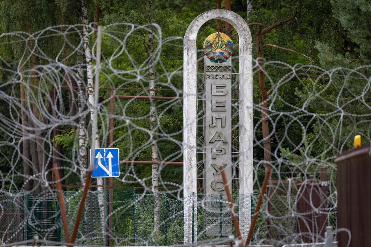 Фото до матеріалу: Зовнішній тиск на Україну: поєднання факторів Білорусі та Угорщини