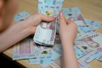 Фото до матеріалу: Фінансовий гороскоп на середину травня 2026: кому пощастить із грошима, а кому доведеться економити