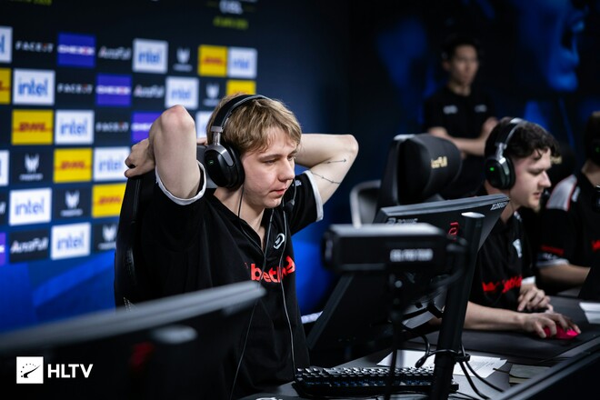 Фото до матеріалу: B8 Esports програли вирішальний матч на IEM Atlanta Vitality