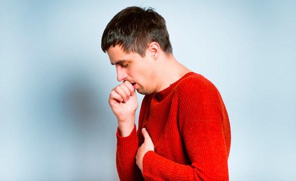 Фото до матеріалу: Як швидко перемогти мокрий кашель: 7 перевірених способів одужання