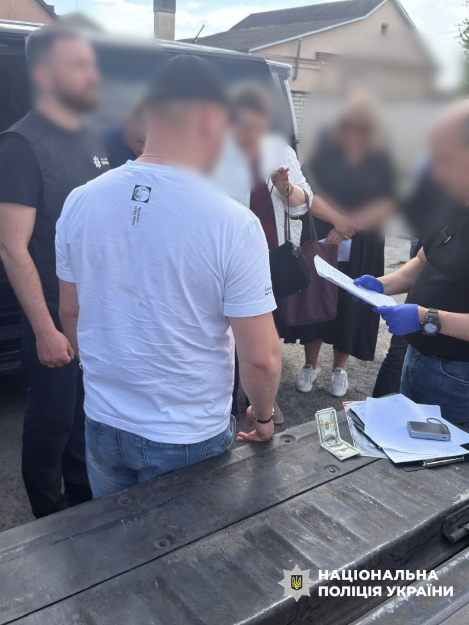Фото до матеріалу: Медики з Рожища втягнуті у схему фіктивної інвалідності: затримали організаторку