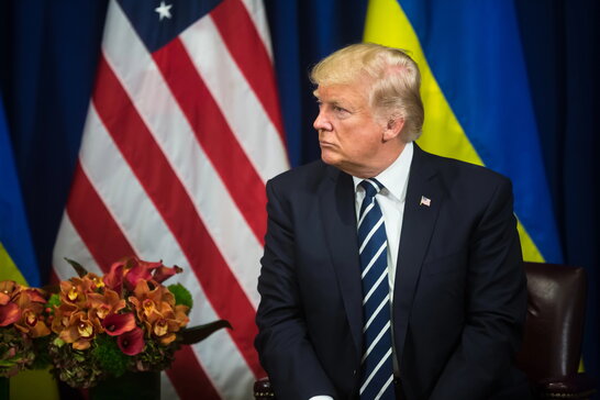 Фото до матеріалу: Трамп назвав Папу Лева XIV некомпетентним через позицію щодо Ірану