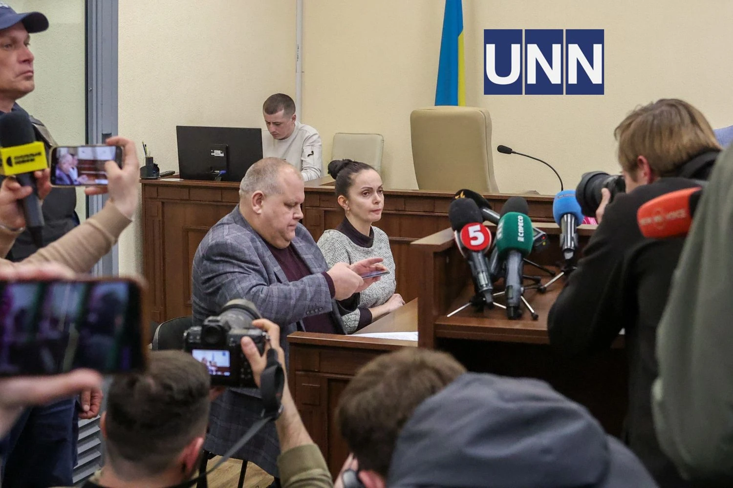Фото до матеріалу: "Не могла дістати табельну зброю і почати стріляти": патрульна Дудіна розповіла, чому не відкрила вогонь по стрілку в Києві
