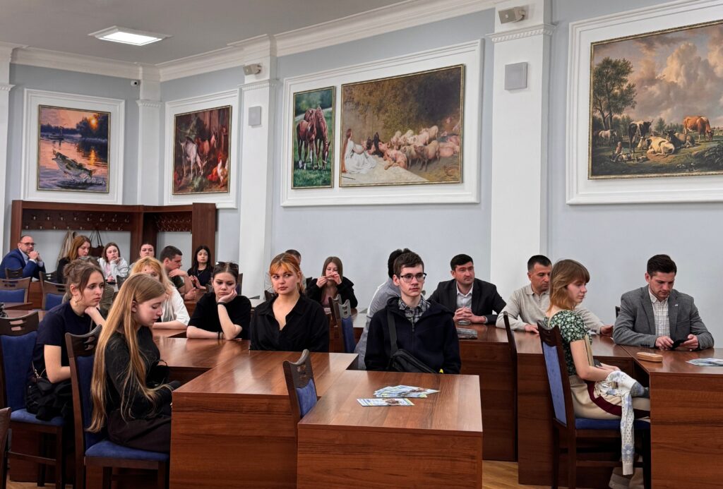 Фото до матеріалу: Учні-аграрії з НУБіП презентували стартапи у сфері тваринництва та аквакультури
