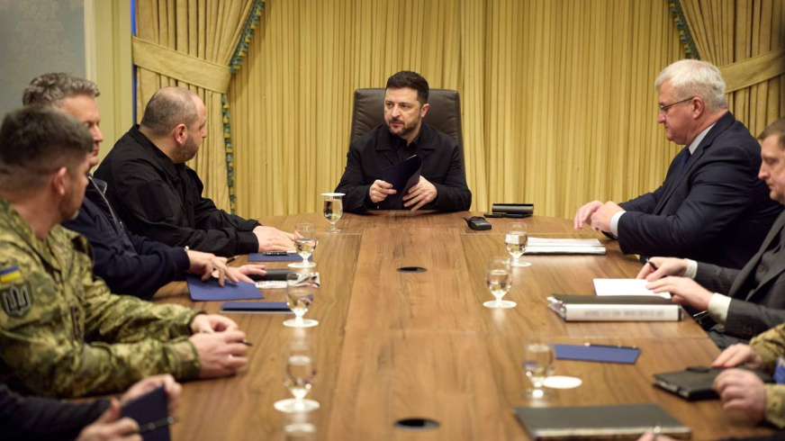 Фото до матеріалу: Зеленський провів Ставку: аудит підготовки військових для безпеки регіонів