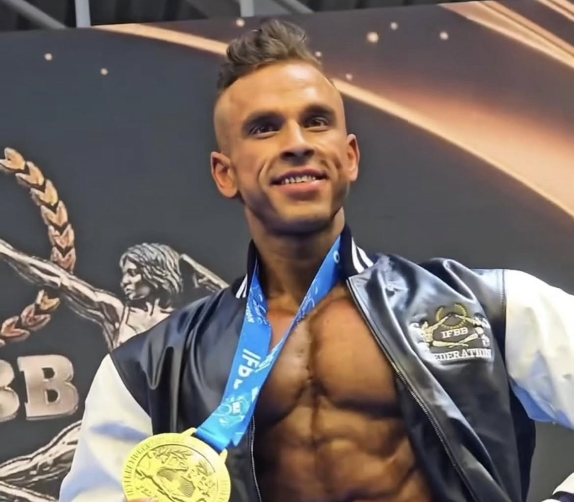 Фото до матеріалу: Львів'янин Віталій Юсько став абсолютним чемпіоном Європи з бодибілдингу