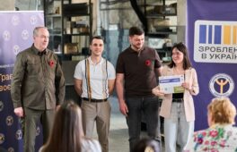 Фото до матеріалу: Сергію Удовенку повертається «На щиті»: траурна процесія в селі Попівка