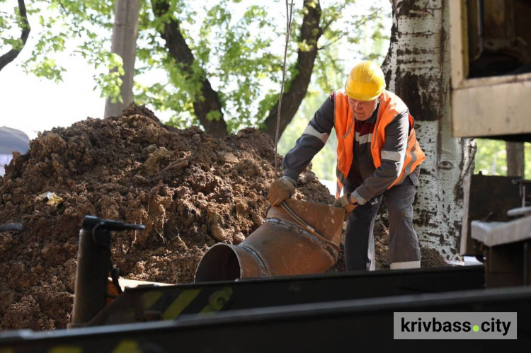 Фото до матеріалу: Криворізька тепломагістраль модернізують: зменшать ризики аварій та перепадів тиску
