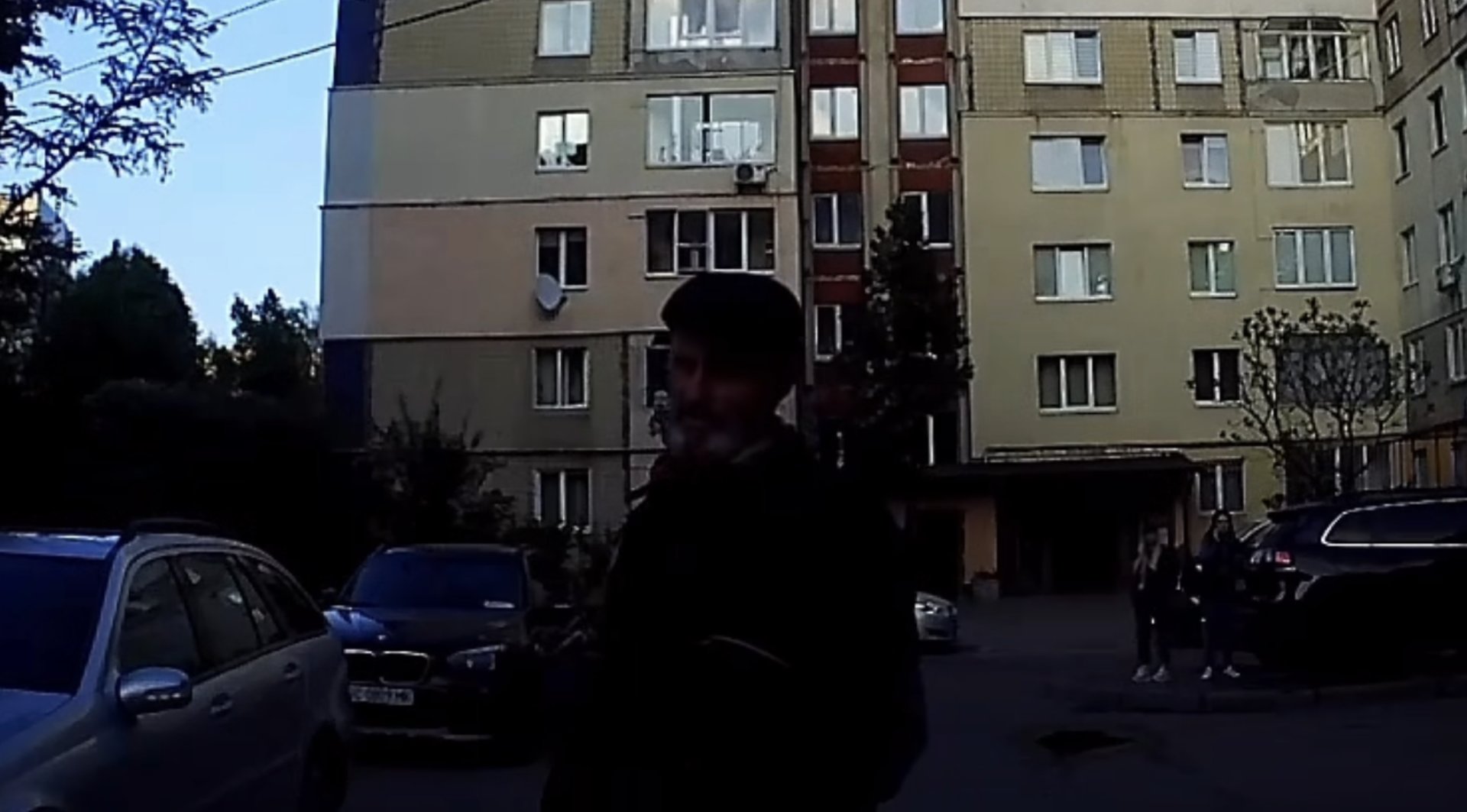 Фото до матеріалу: У Львові виявили дорожнього афериста: чоловік намагався змусити жінку заплатити за «аварію"