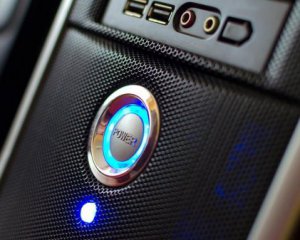 Фото до матеріалу: Чи варто залишати комп'ютер увімкненим на ніч: поради експертів