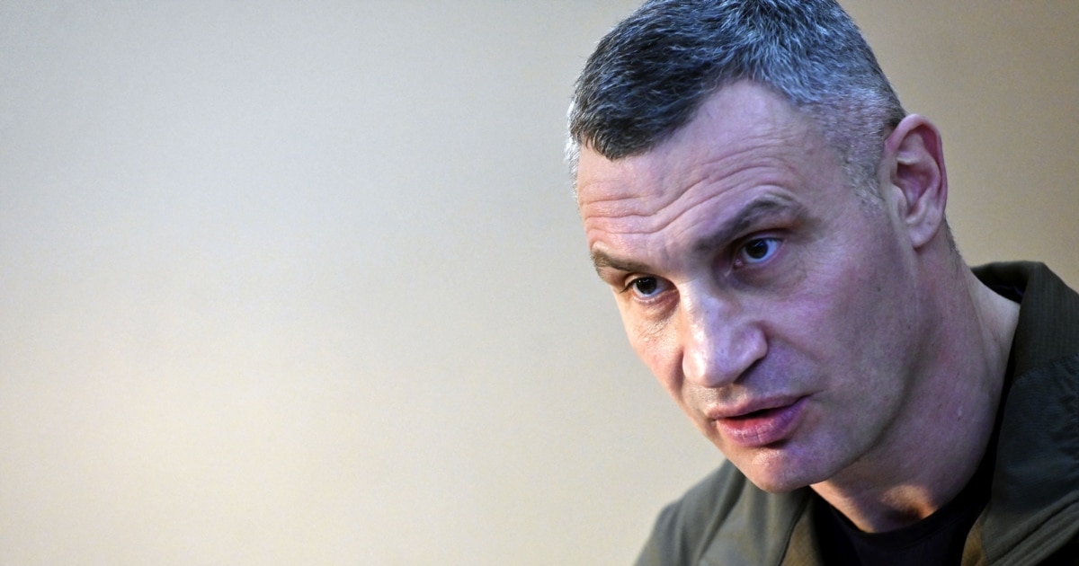 Фото до матеріалу: Київ та Дніпро зазнали ракетних ударів: пожежа на Оболоні та поранений у Дніпрі