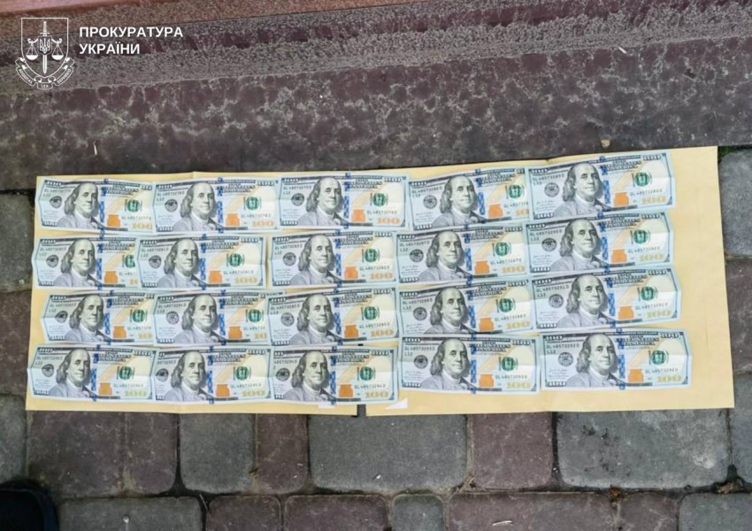 Фото до матеріалу: Заступника міського голова Кіровоградщини затримали за хабар у $3000