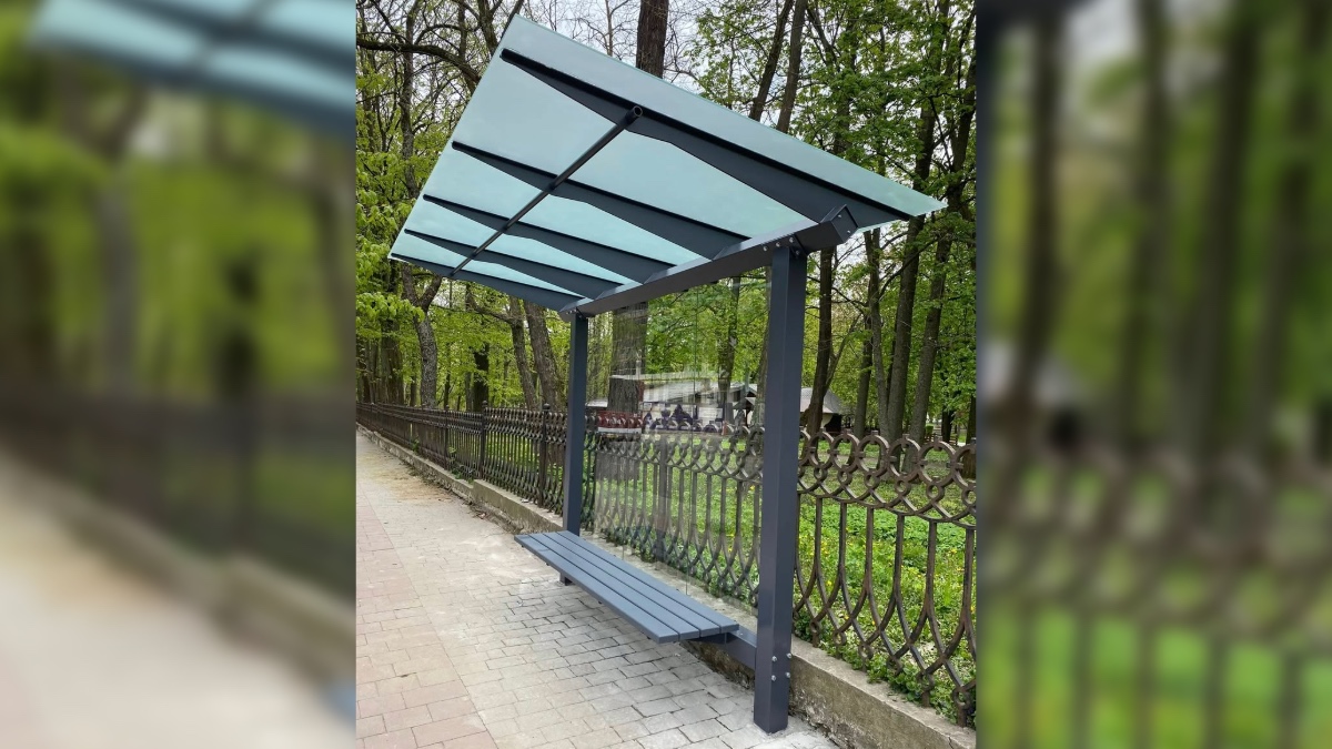 Фото до матеріалу: У Франківську відкрили нову зупинку громадського транспорту на Мазепи