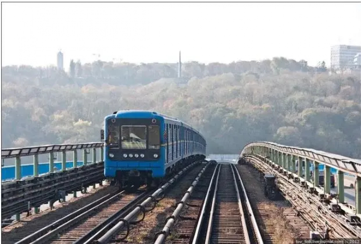 Фото до матеріалу: Київ оновить підземку: КМДА закупить 224 нові вагони метро