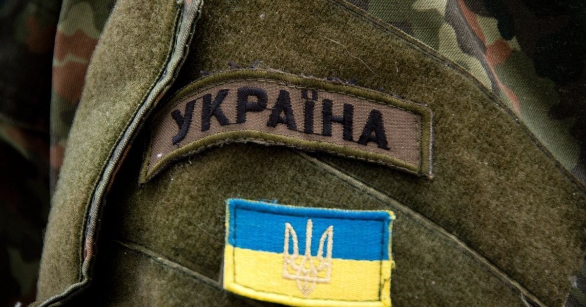 Фото до матеріалу: У Києві силоміць заштовхнули чоловіка до авто ТЦК: що відомо про інцидент на «Почайній"