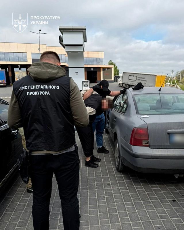 Фото до матеріалу: Майору військової частини в Одесі затримали за вимогу хабара на 100 тисяч гривень