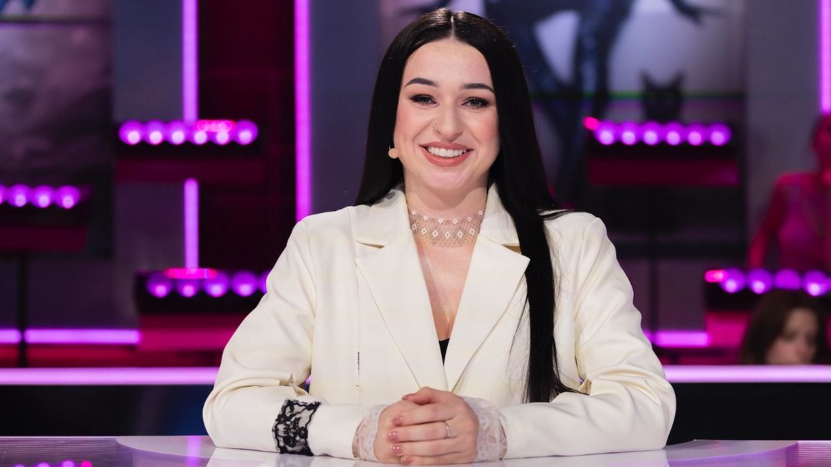 Фото до матеріалу: Фіїнка розповіла, як чоловік забрав заощадження на ремонт і записав її першу пісню