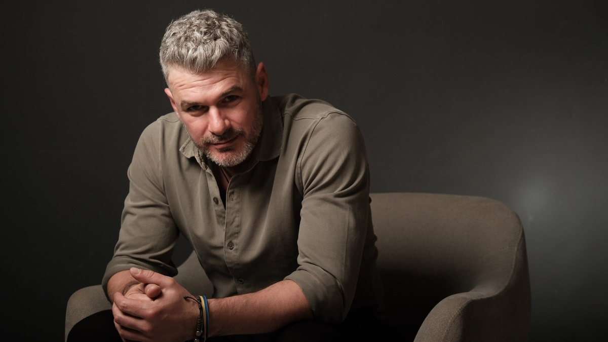 Фото до матеріалу: Арсен Мірзоян: Київ — це любов з першого погляду. Як музикант з Запоріжжя підкорив столицю