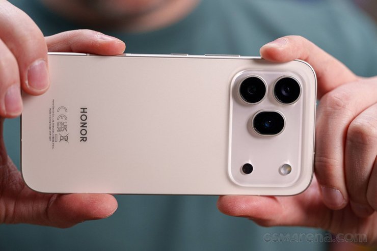 Фото до матеріалу: Забудьте про Galaxy S26 Ultra: дешевший смартфон отримав кращий акумулятор (фото)