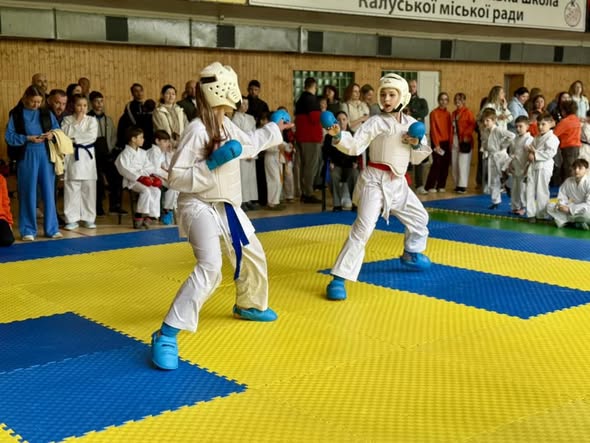 Фото до матеріалу: У Калуші розпочали чемпіонат Івано-Франківщини з карате на пам'ять Ігоря Чошка
