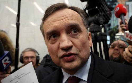Фото до матеріалу: Польща розслідує втечу ексміністра Зьобро до США