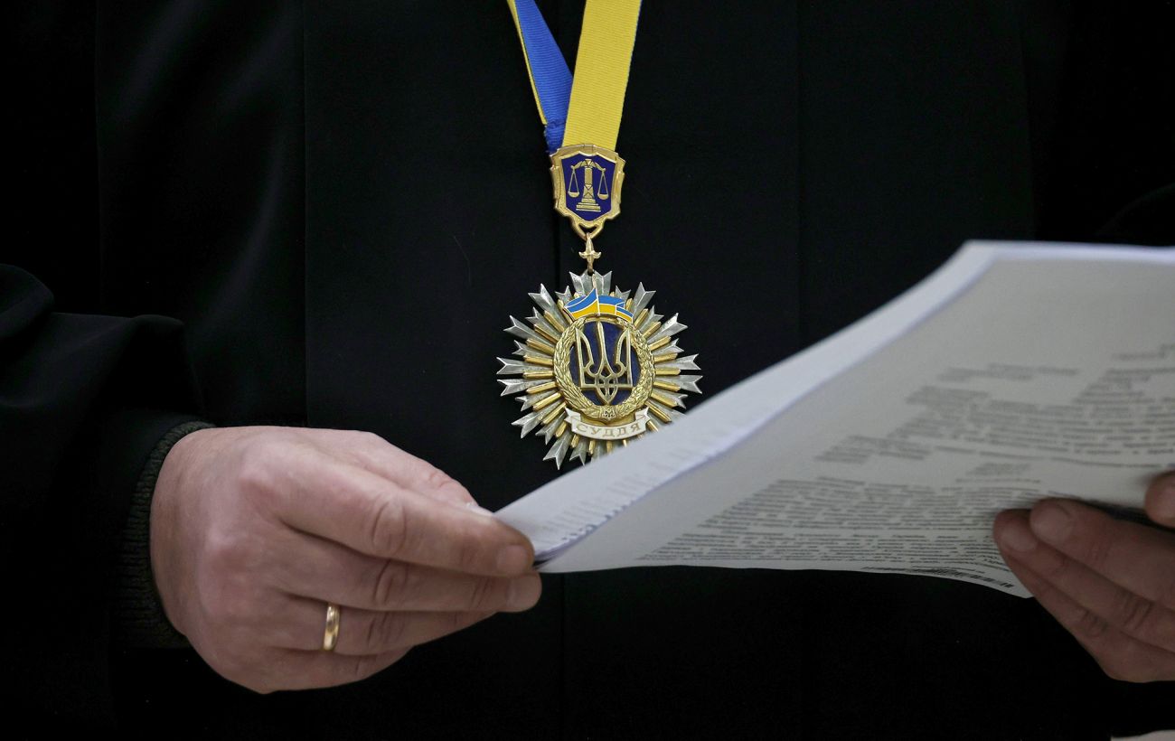 Фото до матеріалу: Ексдиректор бронетанкового заводу визнав провину і перерахував 12 млн грн на ЗСУ