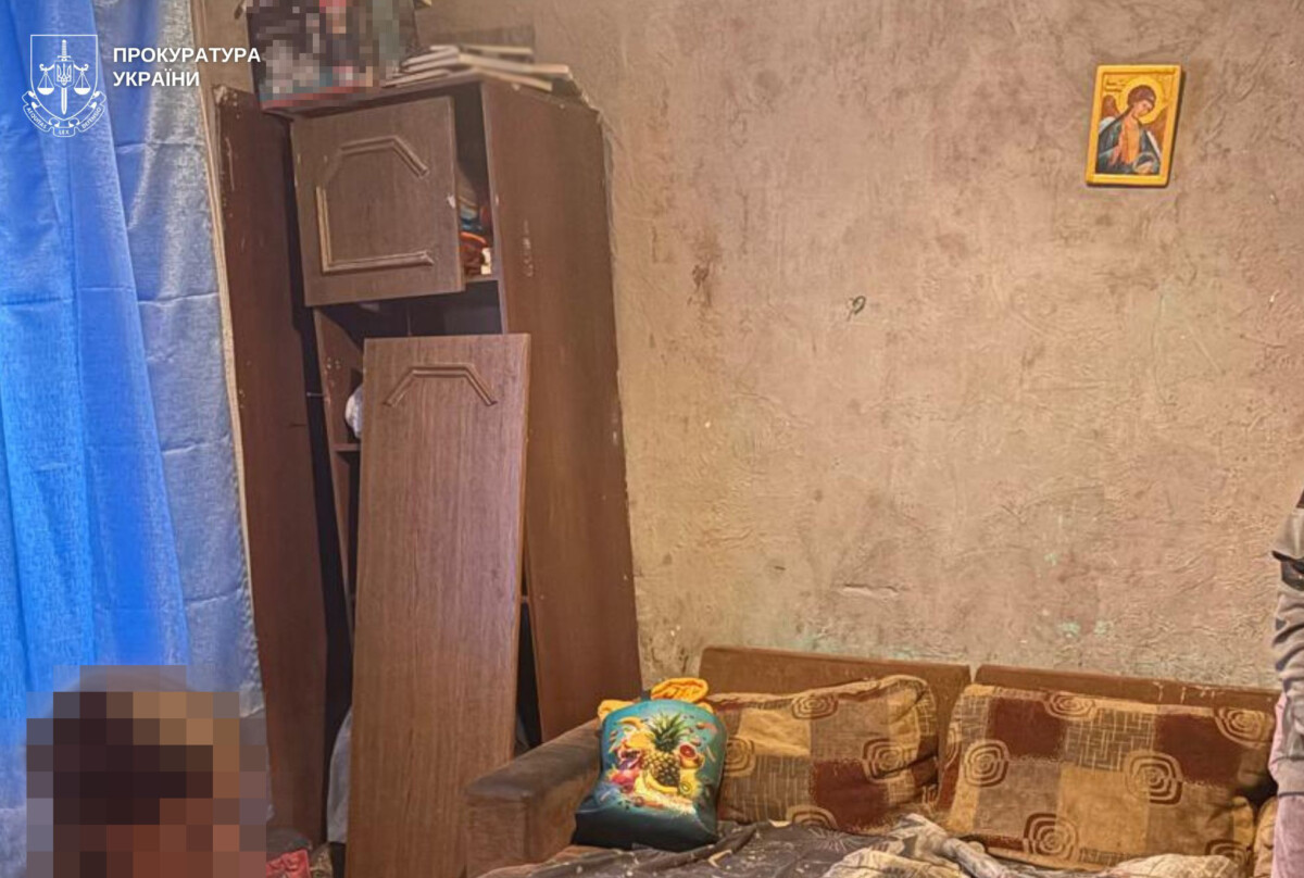 Фото до матеріалу: Батьків малолітнього з критичним ураженням мозку судять у Жовквах