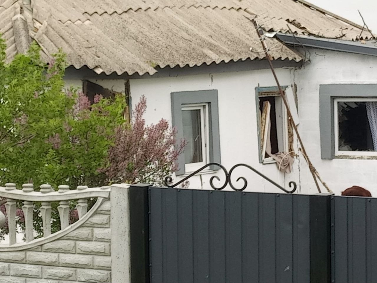 Фото до матеріалу: На Звенигородщині зруйновано два будинки та лінія електропередач: уточнені наслідки ворожої атаки
