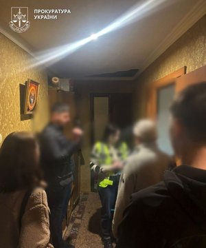 Фото до матеріалу: Дві львів'янки виявилися сутенерками в Івано-Франківську