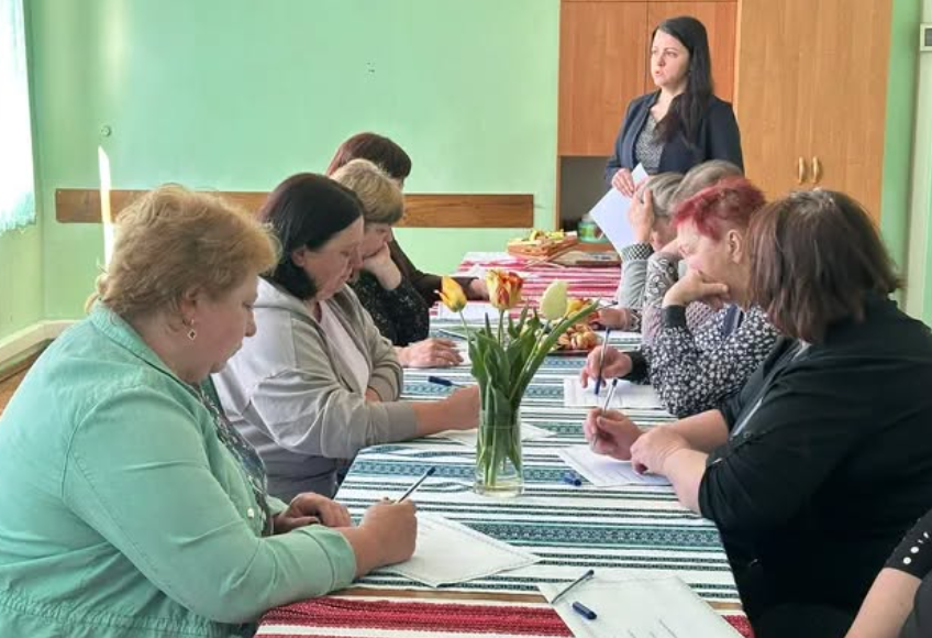 Фото до матеріалу: У Користівському окрузі зібрали матерів загиблих воїнів на зустріч «Сила жінки»