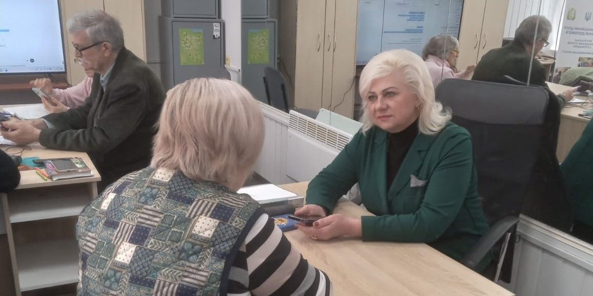 Фото до матеріалу: Нижньотеплівська громада Луганської області уклала 12 партнерських угод