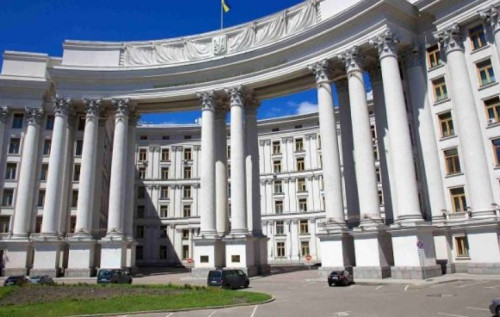 Фото до матеріалу: Посла Ізраїлю викликали в МЗС через скандал із краденим зерном