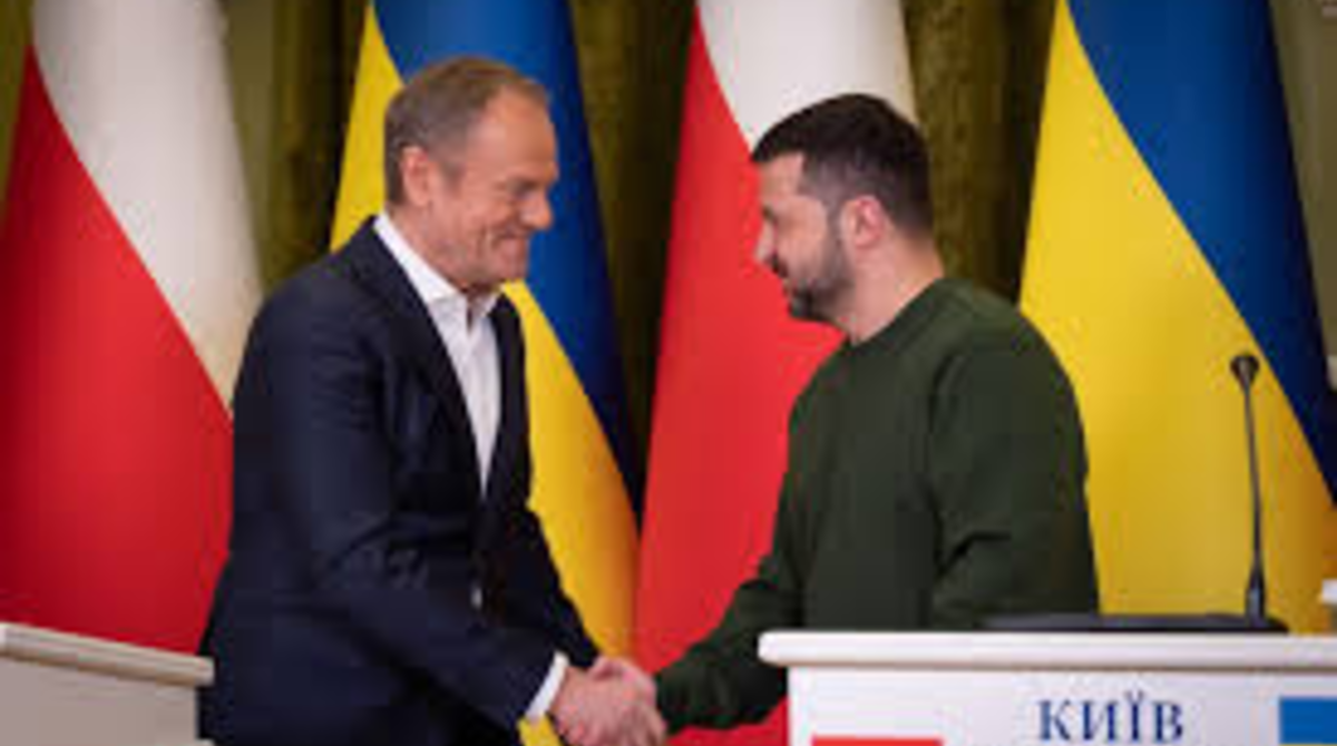 Фото до матеріалу: Зеленський і Туск проведуть зустріч у Єревані: що це означає для України