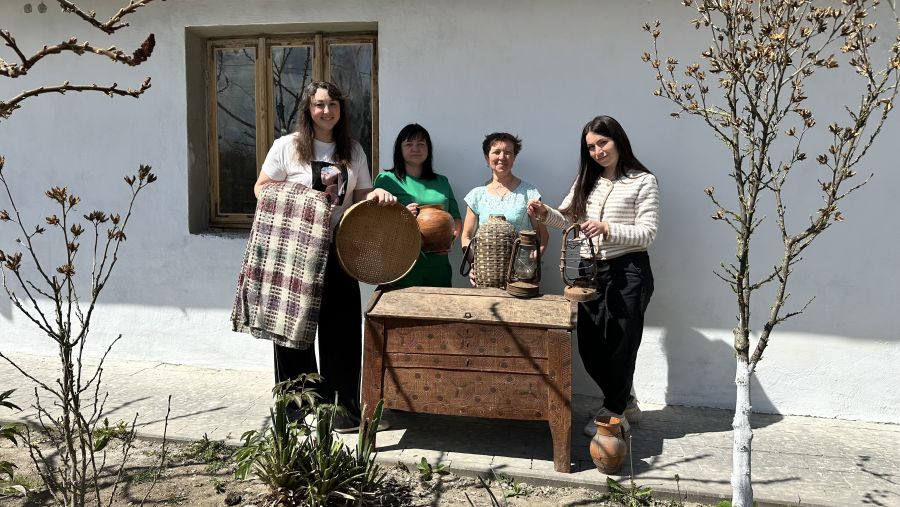 Фото до матеріалу: Школа в Добровлянах перетворилася на етноцентр Домівочка