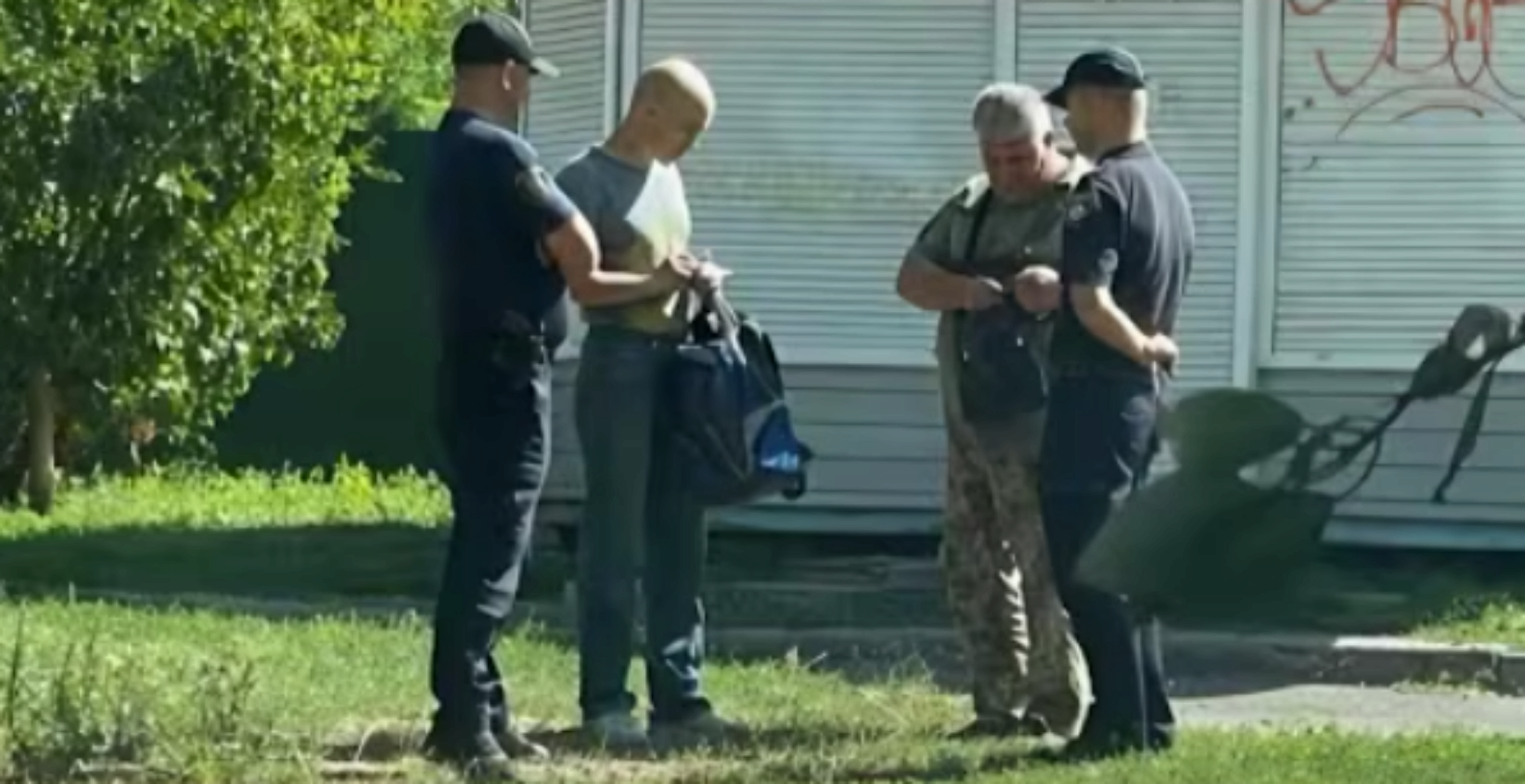 Фото до матеріалу: Військові про «бусифікацію»: хто насправді потрапляє до ТЦК і чому це загрожує армії