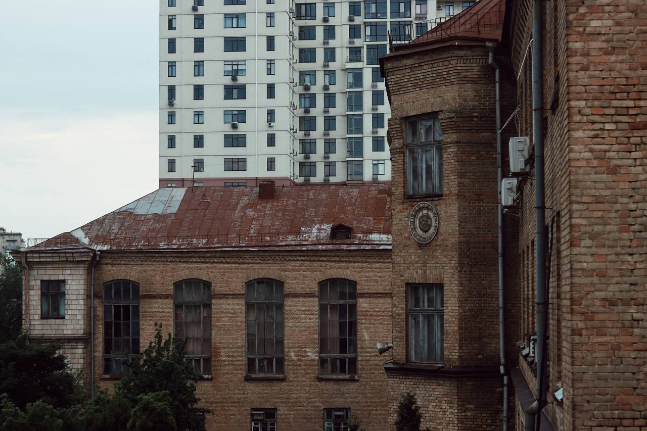 Фото до матеріалу: Мистецька спільнота «Нагірна 22» загрожує втратити майстерні в Києві