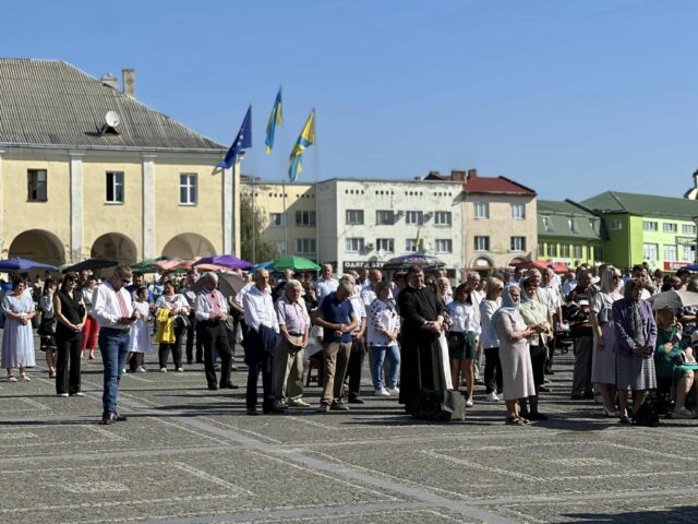 Фото до матеріалу: Жовква відзначила День міста та пам'ять засновника
