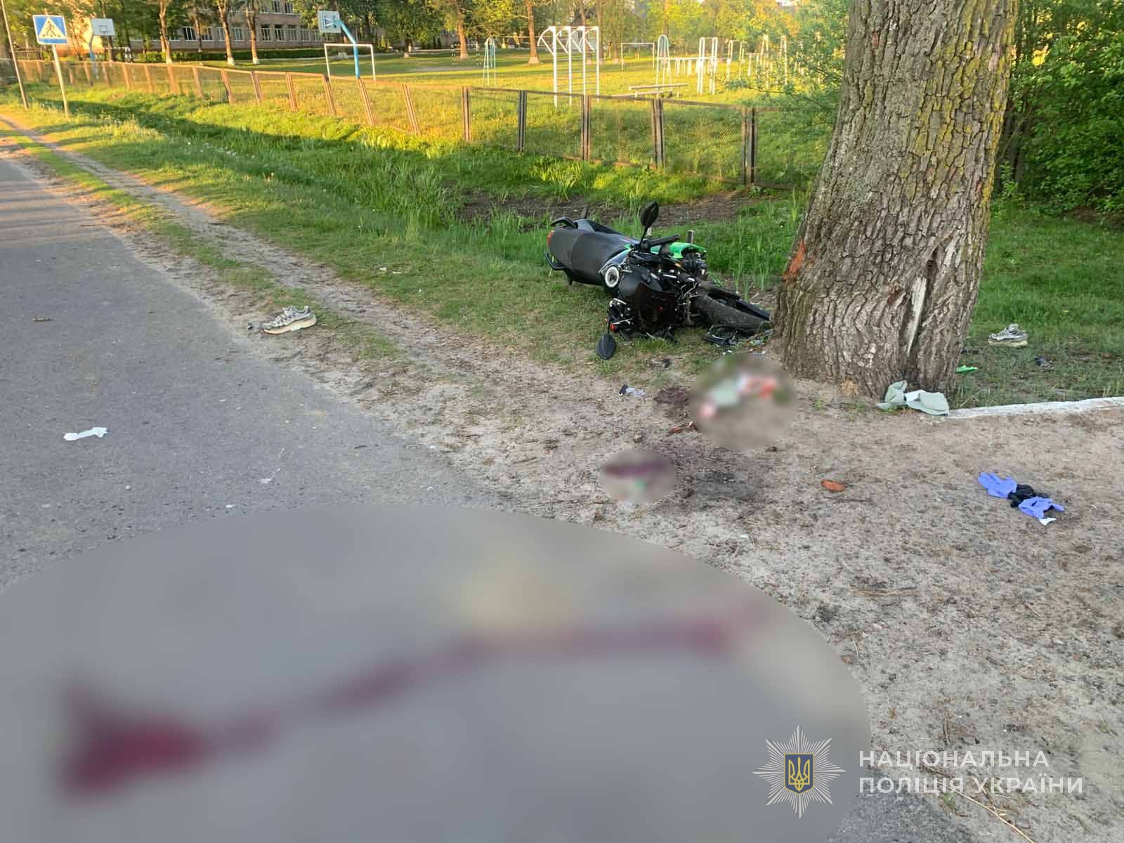 Фото до матеріалу: У селі Видерта загинули двоє мотоциклістів: водій не мав посвідчення