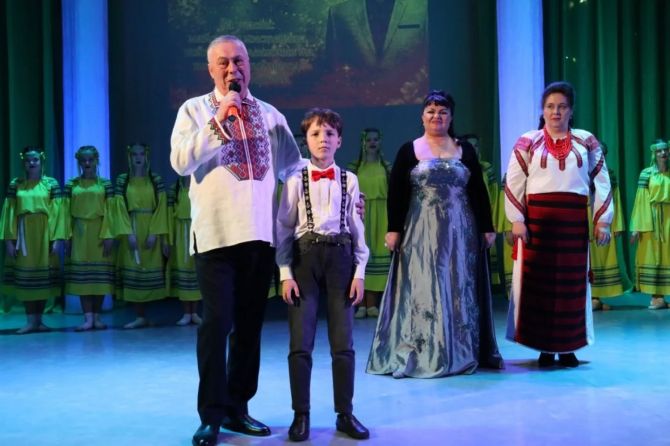 Фото до матеріалу: Творчий вечір Олександра Деньги в Черкасах: підтримка втомлених від війни