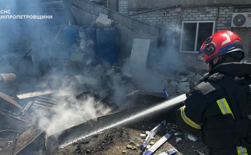 Фото до матеріалу: На Дніпропетровщині внаслідок майже 30 атак РФ поранено трьох людей