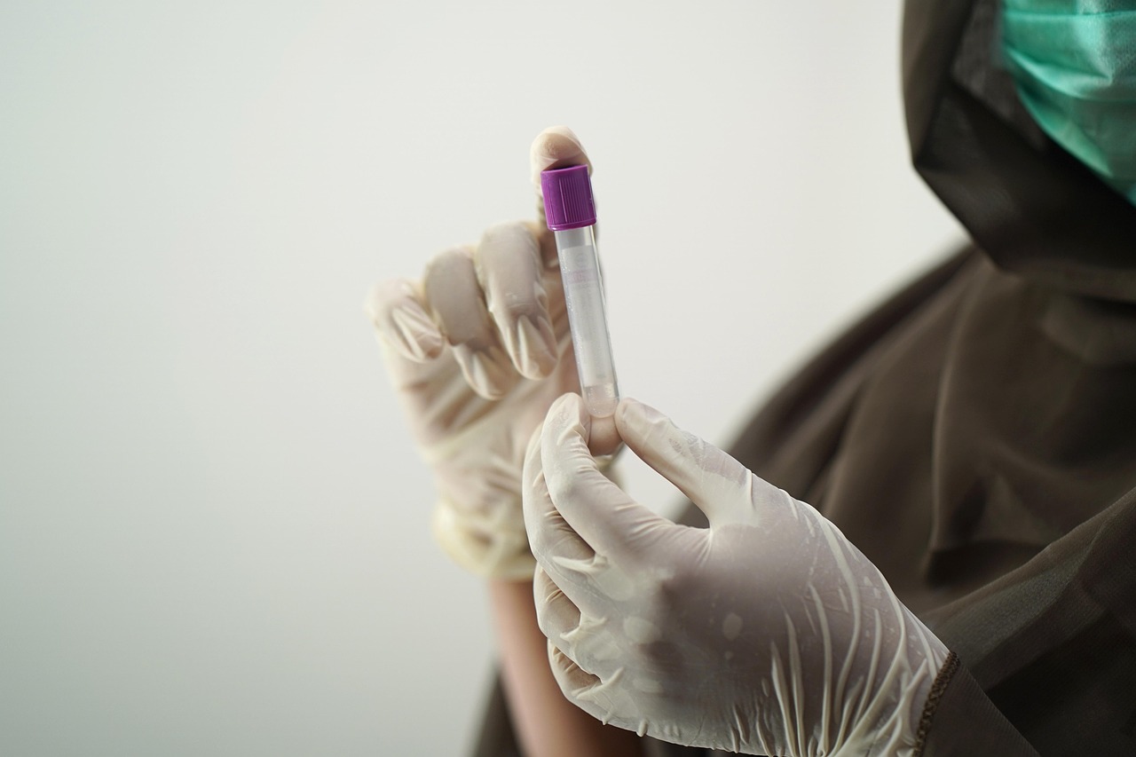 Фото до матеріалу: Військові отримують 28% знижку на медичні аналізи через застосунок Армія+