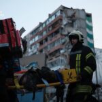 Фото до матеріалу: Київ: масована ракетна атака, 9 постраждалих, обвалився під'їзд