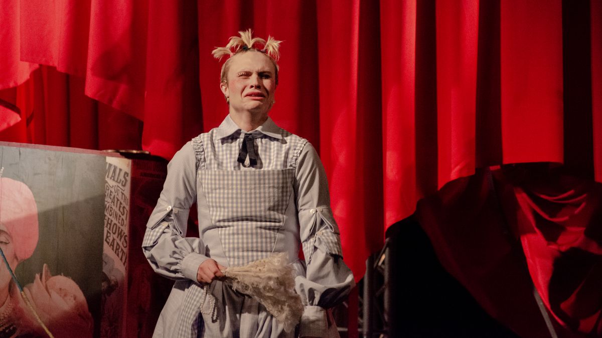 Фото до матеріалу: Гастролі TEATR.org.ua у Києві: «Аліса в Дивокраї», «Гомін» та інші вистави