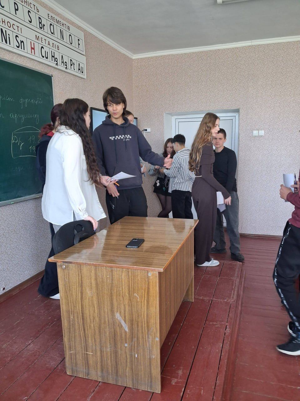 Фото до матеріалу: Шевченківські школярі дізналися про кар'єру офіцера та службу в ЗСУ