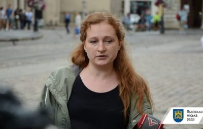 Фото до матеріалу: Мешканці центру Львова скаржаться на роботу нового Макдональдса