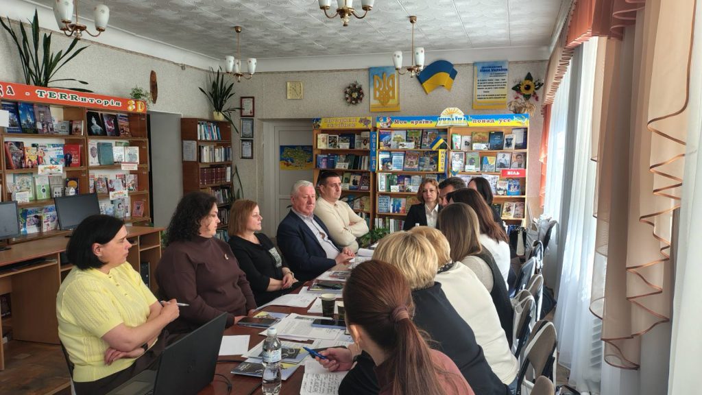 Фото до матеріалу: У Маневичах обговорили розвиток соціальних послуг та підтримку дітей у громаді