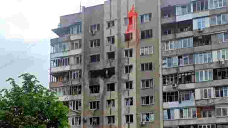 Фото до матеріалу: Росіяни влучили дроном в багатоповерхівку в Івано-Франківську
